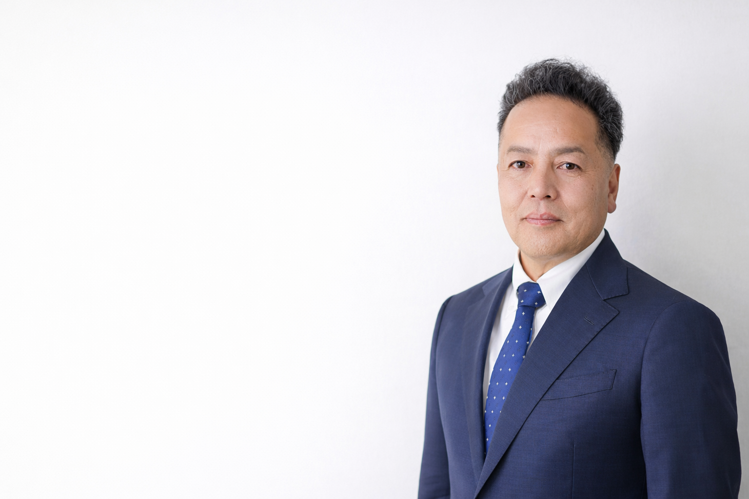 大阪で中小企業向けAI導入を伴走支援する株式会社SORA-NEXTAI代表のポートレート